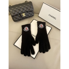 Moncler Gloves